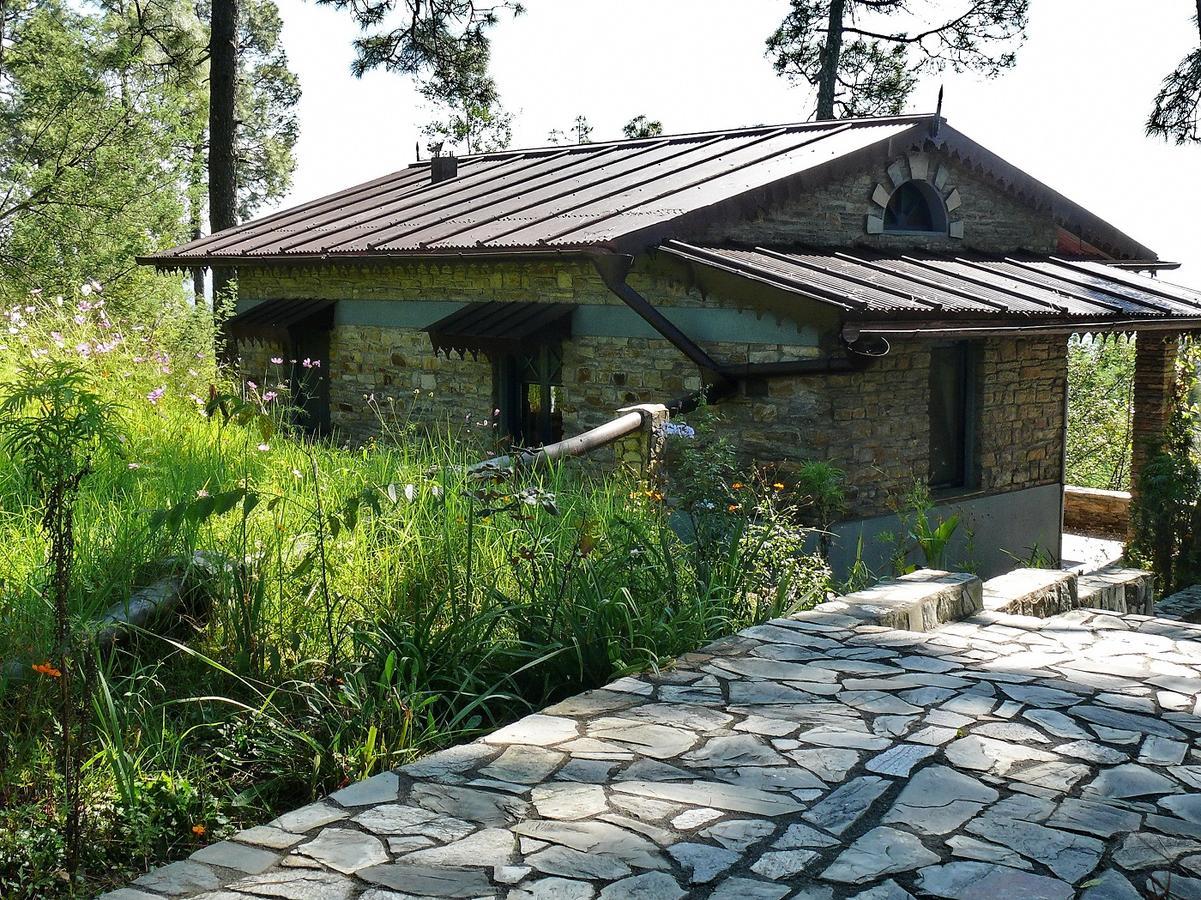 Ayurvaid Kalmatia Hotel Almora Kültér fotó