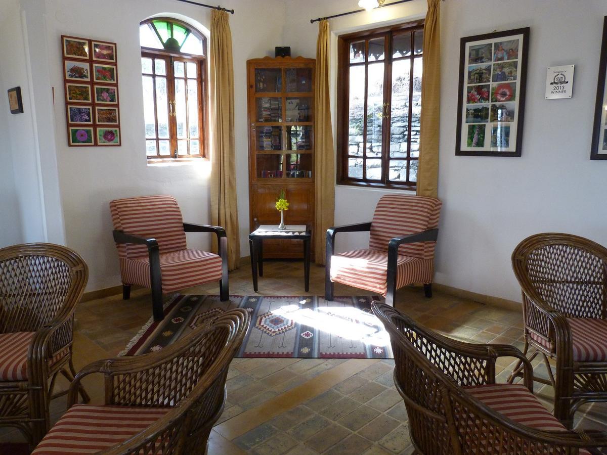 Ayurvaid Kalmatia Hotel Almora Kültér fotó